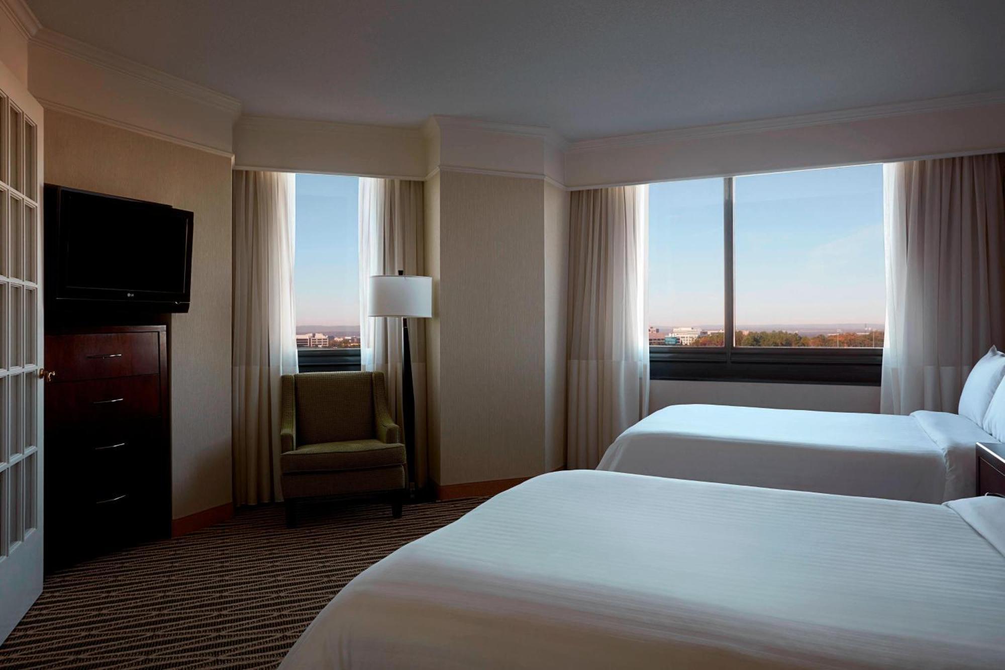 วอชิงตัน ดัลเลส แมริออท สวีท Hotel เฮิร์นดอน ภายนอก รูปภาพ