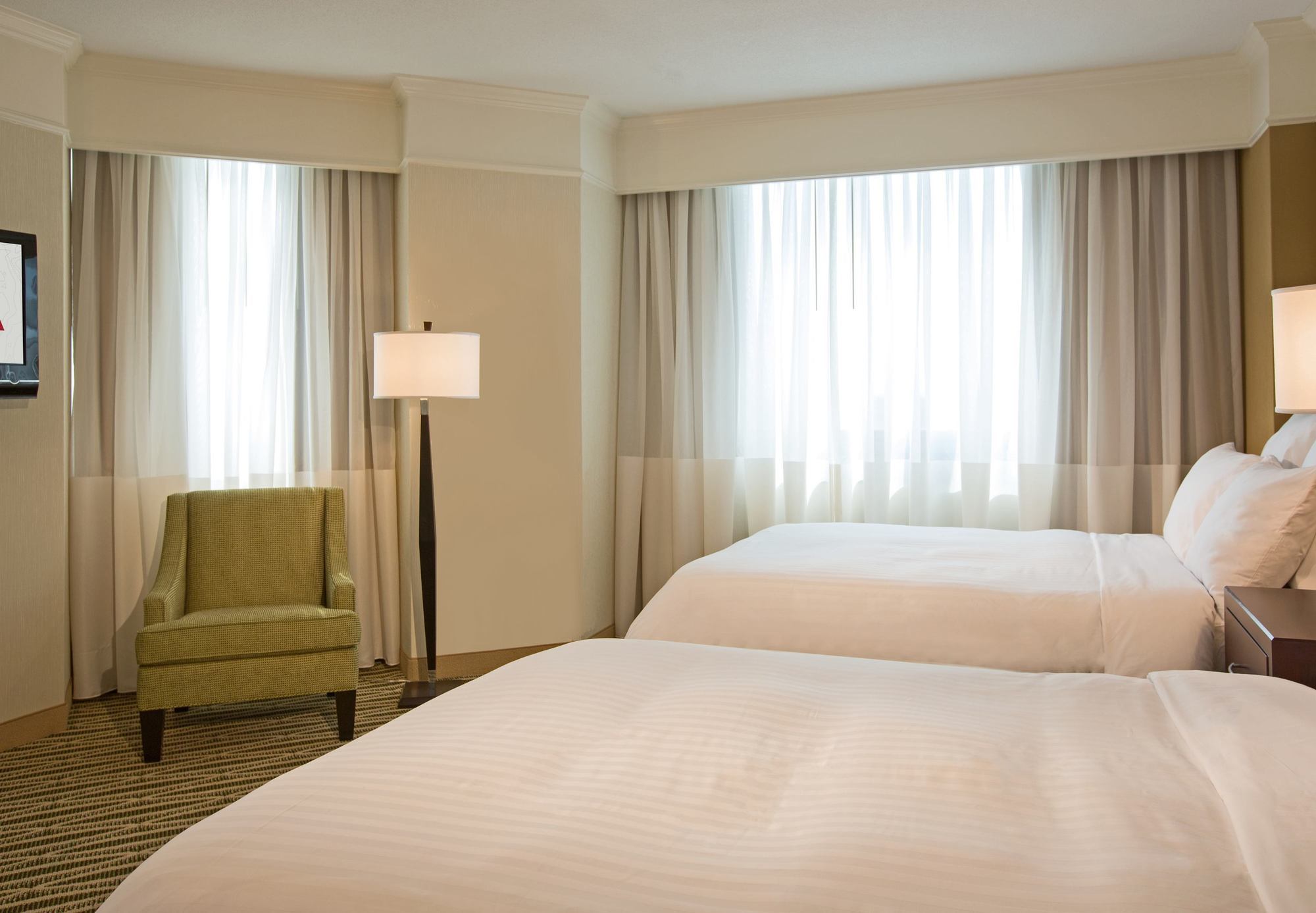 วอชิงตัน ดัลเลส แมริออท สวีท Hotel เฮิร์นดอน ภายนอก รูปภาพ