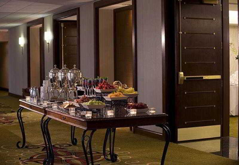 วอชิงตัน ดัลเลส แมริออท สวีท Hotel เฮิร์นดอน ภายนอก รูปภาพ