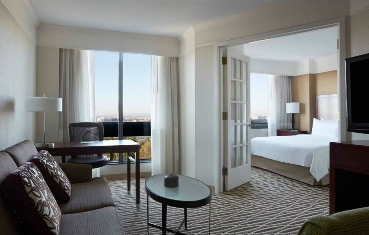 วอชิงตัน ดัลเลส แมริออท สวีท Hotel เฮิร์นดอน ภายนอก รูปภาพ